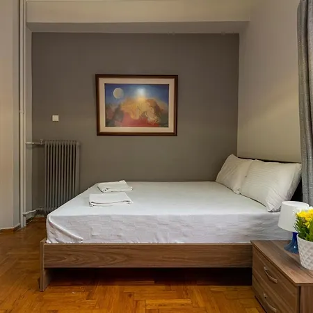 Aristo Center Near Metro Apartment Athens